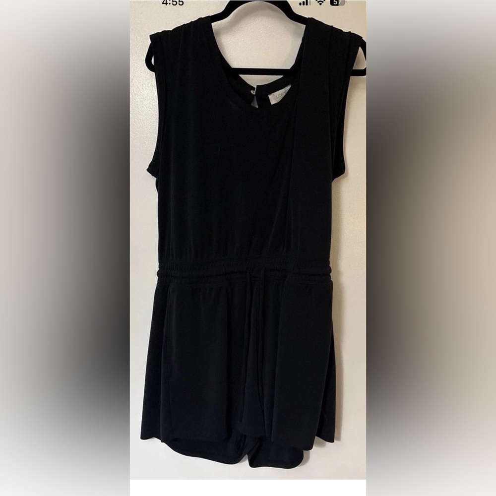 LOFT Black Crewneck Sleeveless Romper casual jumper Size Large